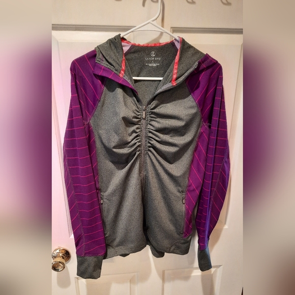 Lands End Zip-Up Lightweight Hooded Jacket/Sweatshirt size Small (6-8) - Picture 3 of 15